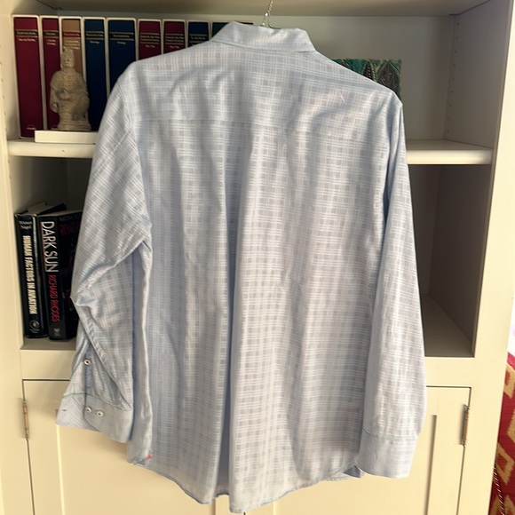Men's Tommy Bahama Linen and Cotton Shirt. - Picture 3 of 3
